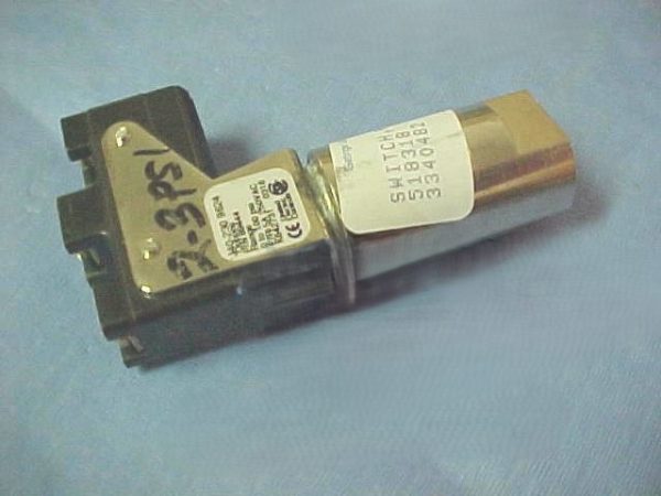 GETINGE 518318 Pressure Switch - 3836 - Washer Solutions