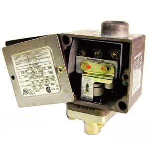 WASHER SOLUTIONS WS12133 Barksdale Pressure Switch - 12133